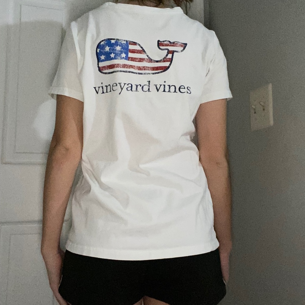 White Vineyard Vines T-Shirt